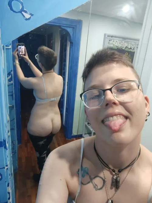 Thumbnail Hola from Spain: Embracing Latina Culture with Own-Explanation2279