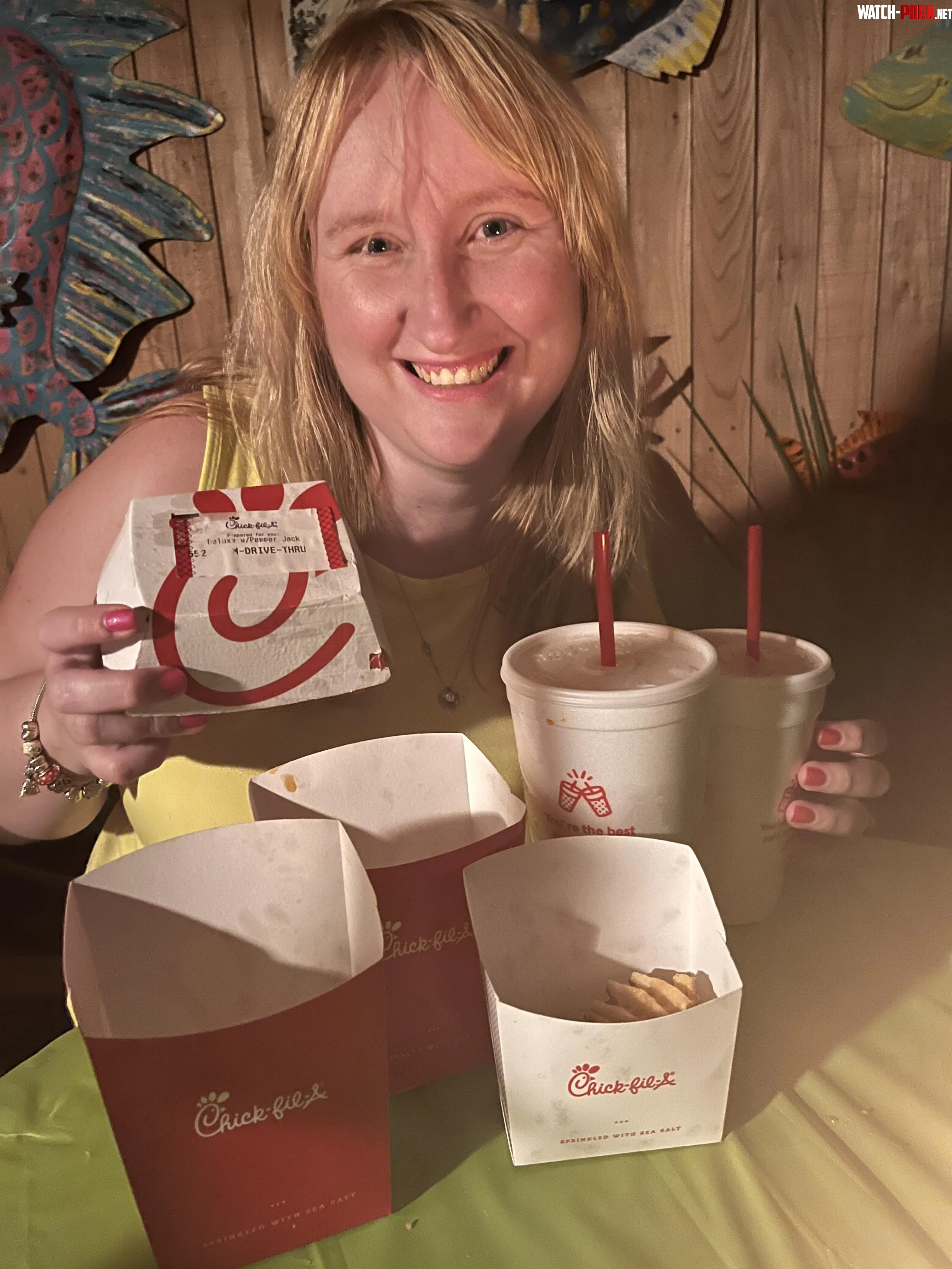 Addicted to fast food by CheekRound