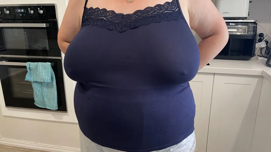 Thumbnail Wifely Wonders: Beauty and Confidence Braless | Interesting-Fix-990