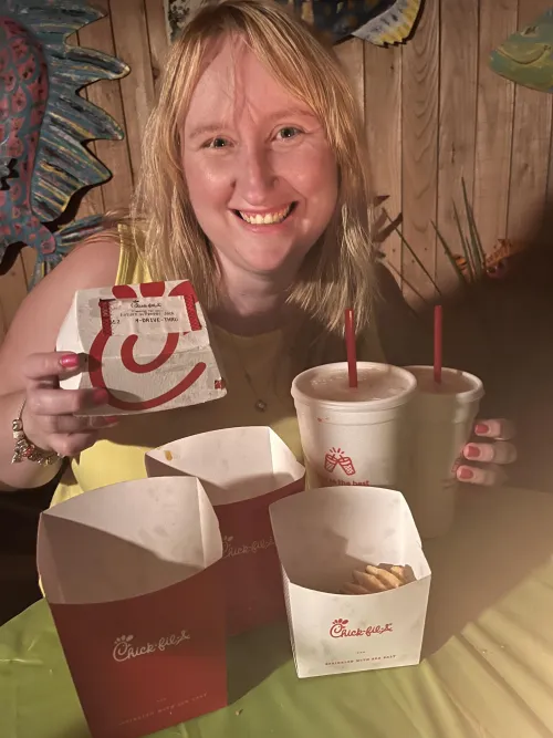 Thumbnail Fueling Addiction to Fast Food - CheekRound's Delicious Stuffers
