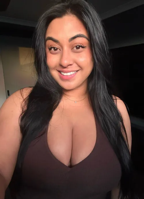 Thumbnail Embracing Multicultural Roots: Sri Lankan, Chinese, Indonesian Blends