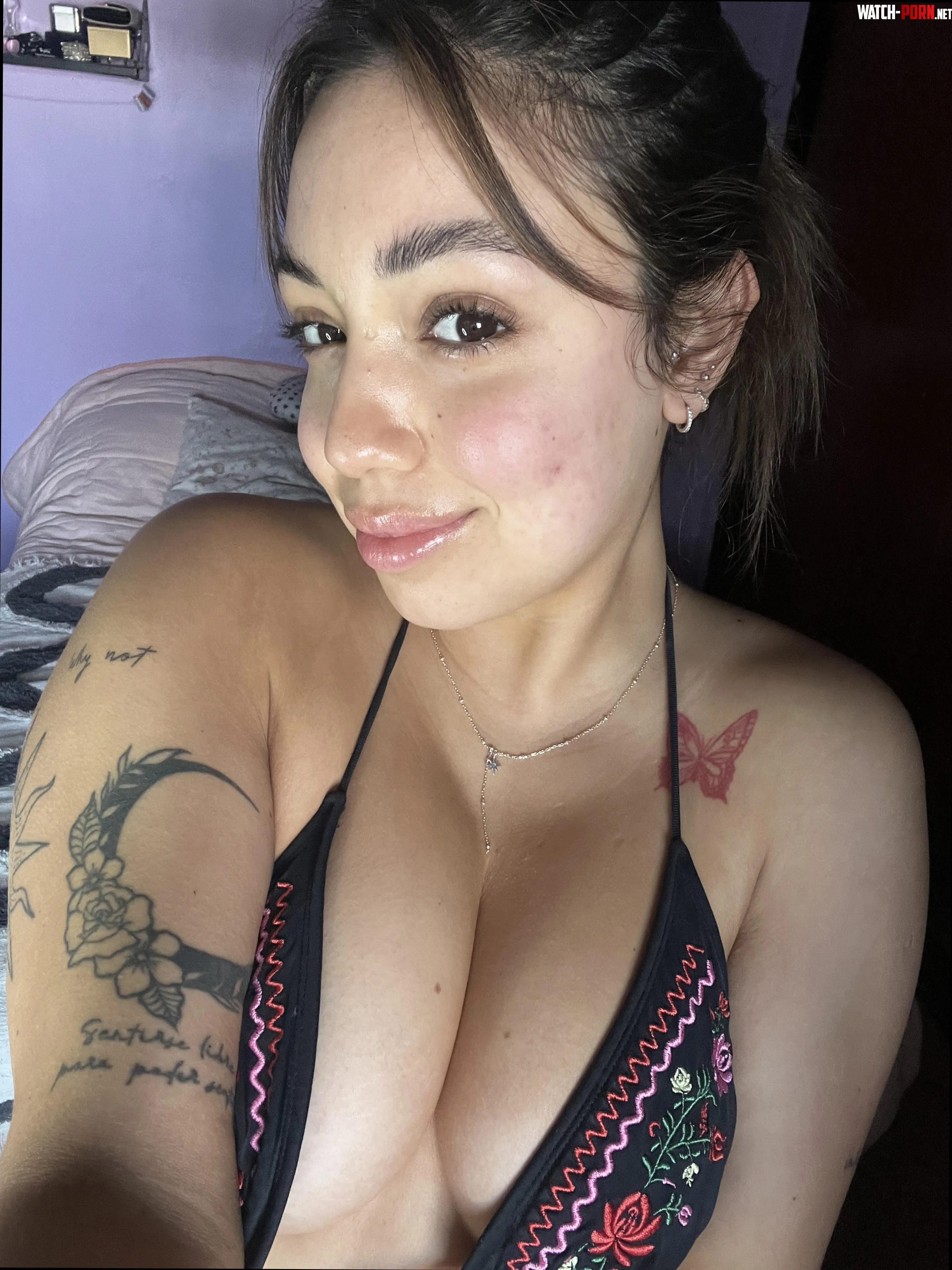 just turned 18yo would you do it by babygurl_glow