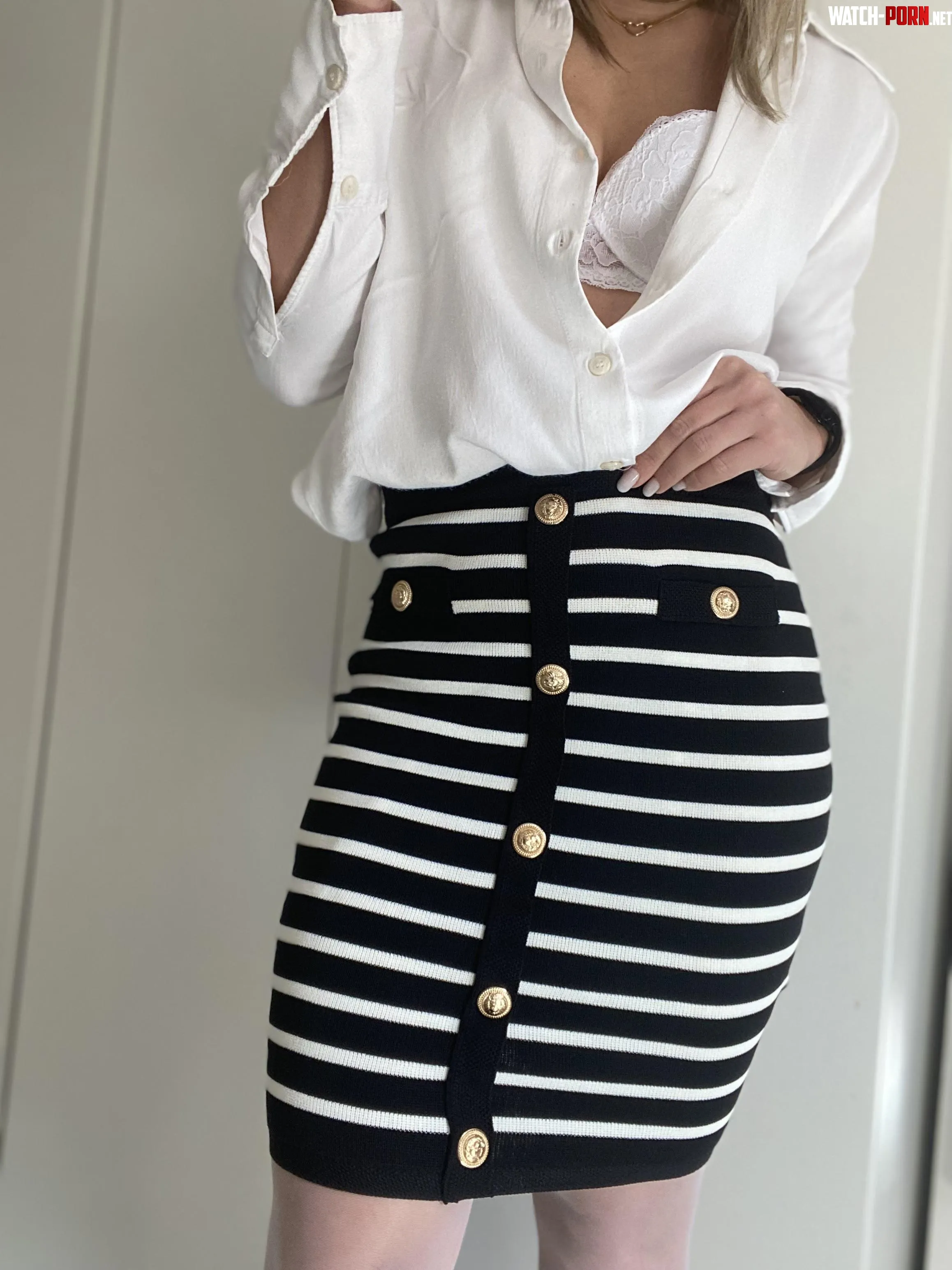 Hey boss today pencil skirt by NatyBond_OF