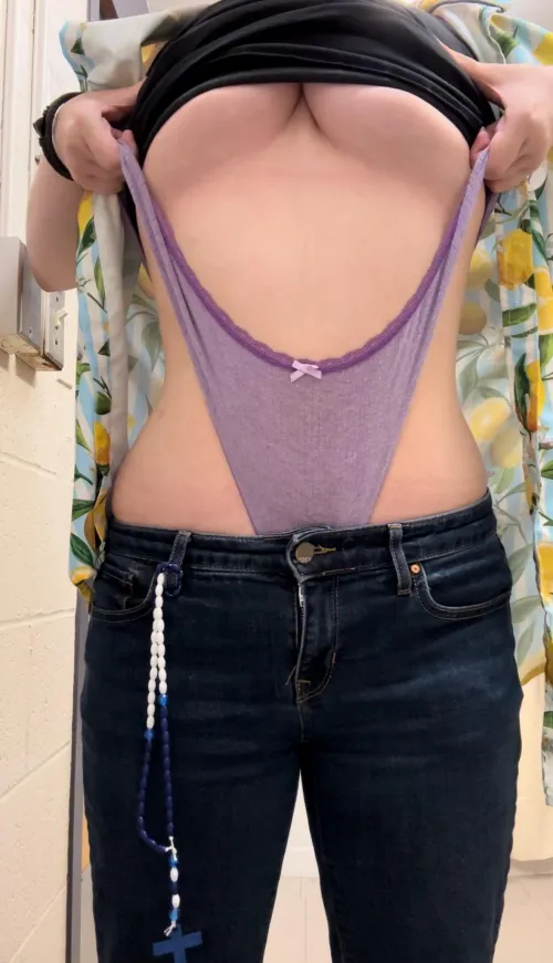 Thumbnail F18 Tomboy Reveals Pretty Purple Undies in Exciting Wedgie Tale