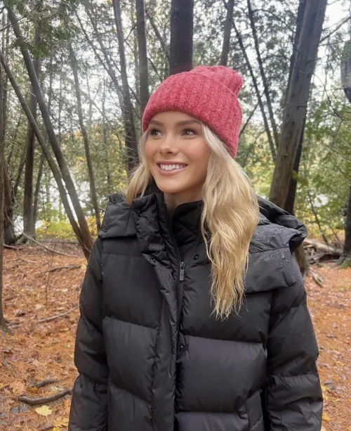 Thumbnail Julia Bachetti: Discover the Allure of PrettyGirls