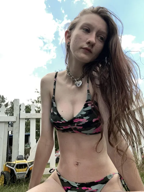 Thumbnail 20-Year-Old MILF Allure: Ok-Blackberry-5597