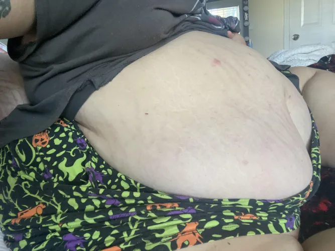Thumbnail Post Breakfast Bloat: xnikkixhorrorx Chronicles Stuffers' Life