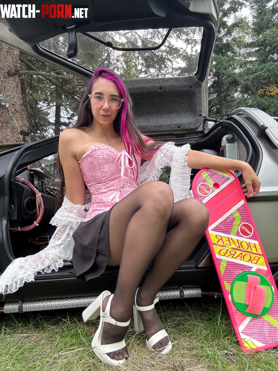 Do pantyhose make a girl look sexy by Underthescrubs