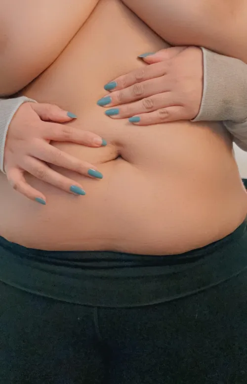 Thumbnail Scar Stories: Embracing Imperfections with sel_8888