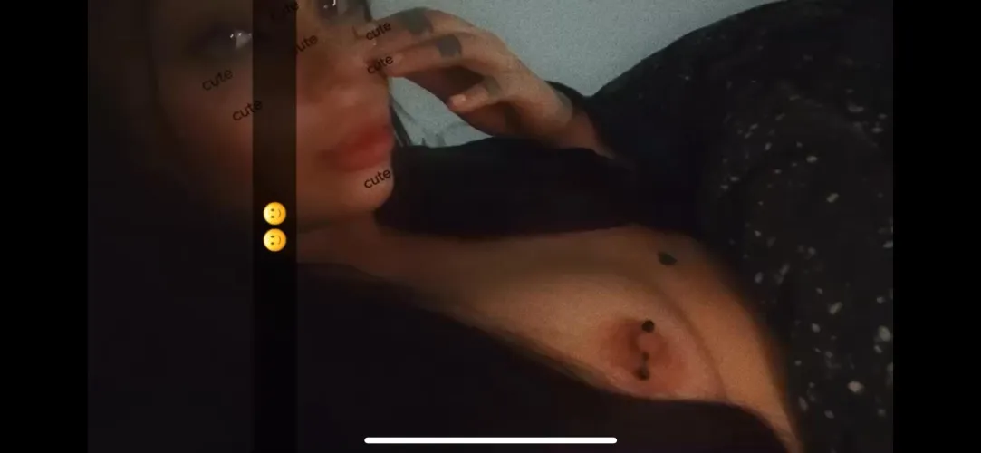 Thumbnail Are They Small? Avanisecretx Asks for Opinions on Boob Size
