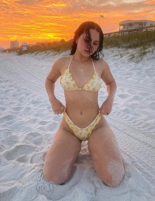 Thumbnail Embracing the Sand: LuckyDust2024's Adventure - TotalBabes