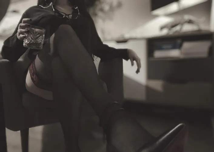 Thumbnail Relaxation Invitation: Unwinding After a Long Office Day | Vixenlustful