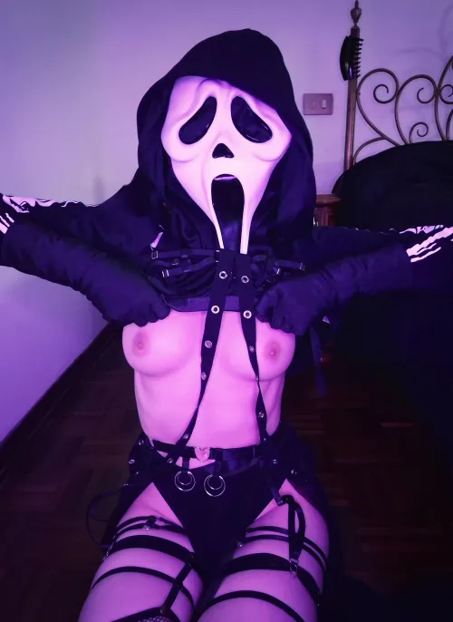 Thumbnail Ghostface Scream Cosplay: A Chillingly Sensual Nude Transformation by LoliGaia2