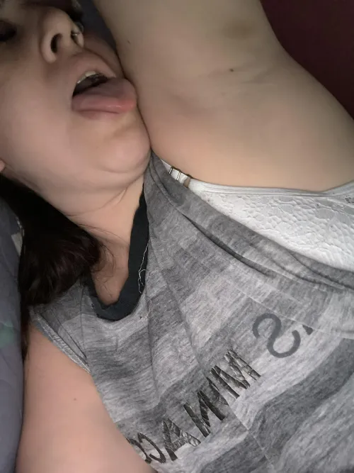 Thumbnail Imaginary-Nobody-418's Provocation: Imagine Tongue on Armpits