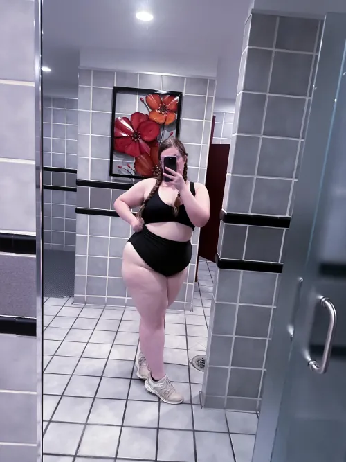 Thumbnail Take a Dip with Me: Dive into Chubby Delights by hentaihunni69