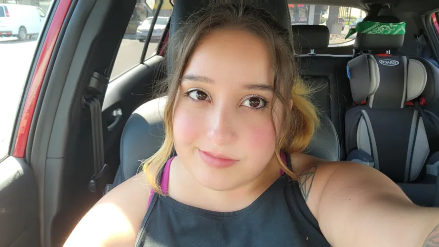 Thumbnail After-Work Selfie Chronicles: Wickedvixenn's Sweaty Chubby Moments