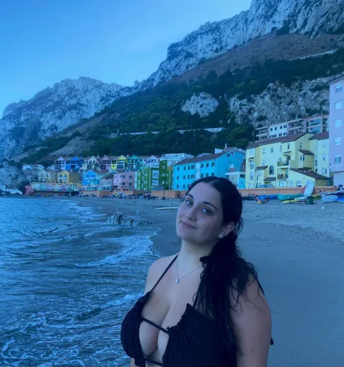 Thumbnail Discover the Charm of Italy with Apprehensive-Sun7599