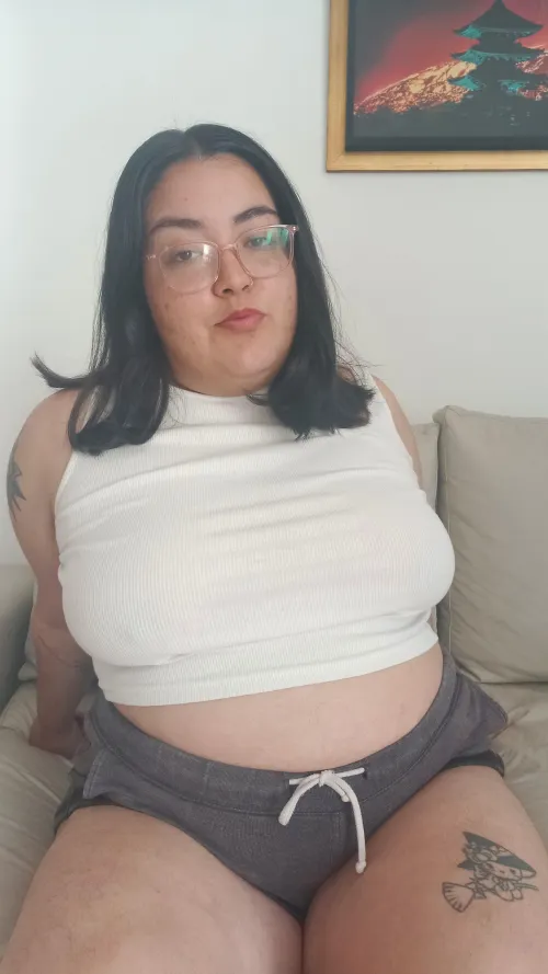 Thumbnail Cozy Chronicles: Lazy Morning Looks in Croptopgirls Category