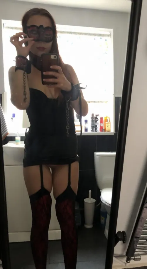 Thumbnail fumanchuu69 Questions: Is this Skirt Too Short? | AmateurBrits