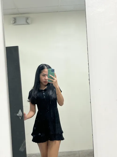 Thumbnail Mastering the Quick Bathroom Selfie Technique by TinyAsianTine