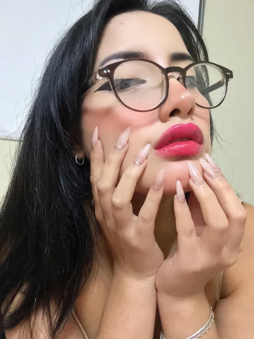 Thumbnail Nude Nail Admiration: Embracing Simple Elegance - waifumaterial59