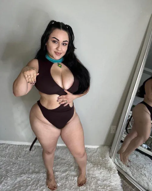 Thumbnail Unveiling the Identity of the Thick Latina Cosplaying as Scooby
