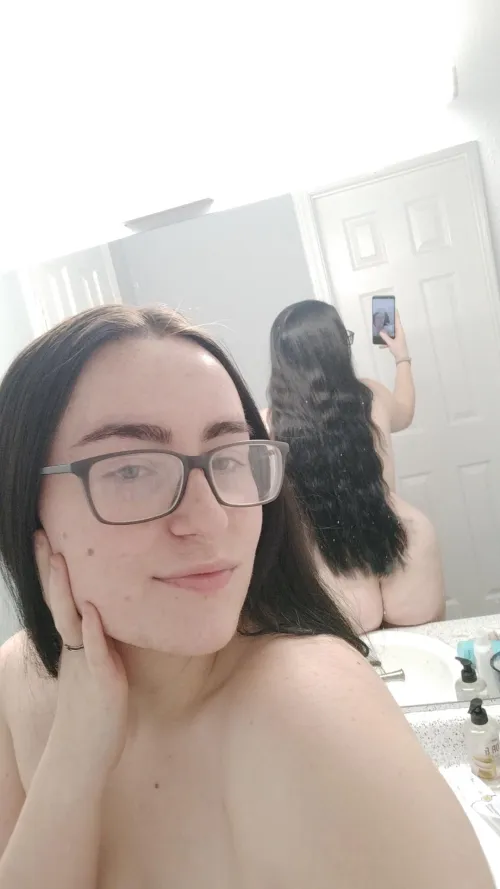 Thumbnail Come See More by citrusfroggy | OnlyFans101
