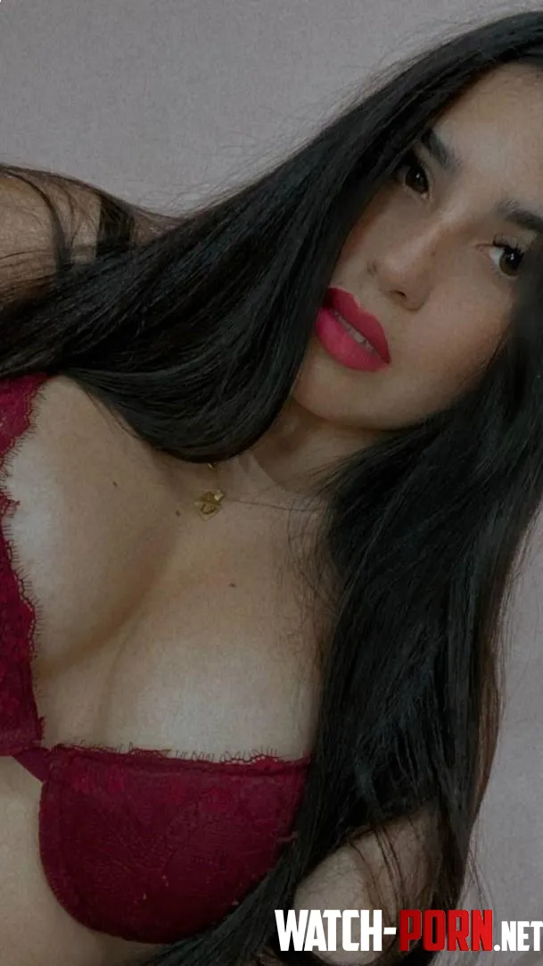 Looking for someone to sit on by isabelleloveonly