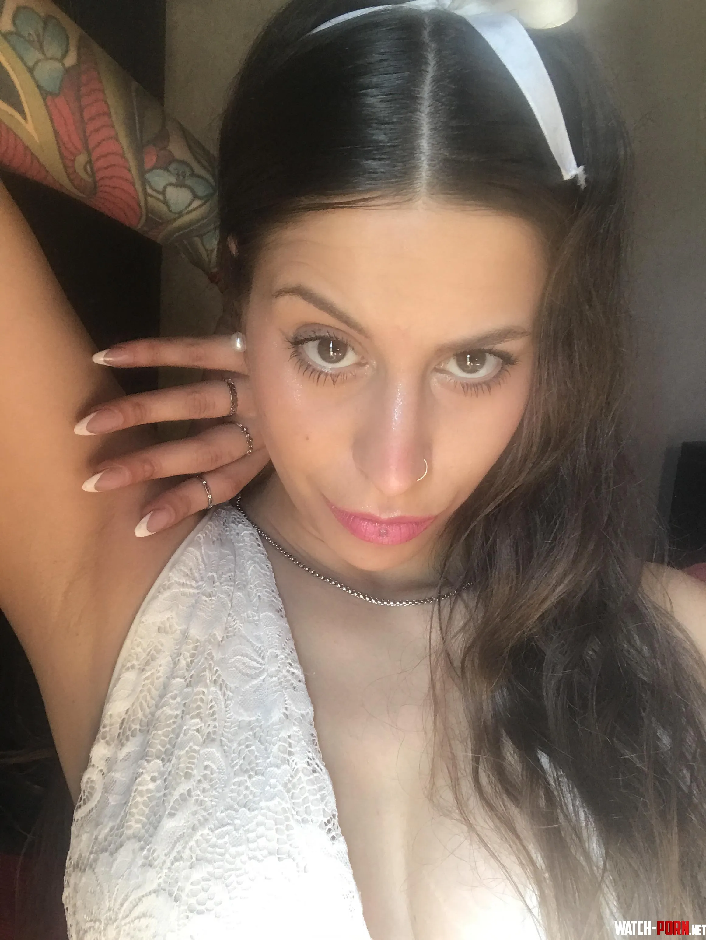 Do you want to try my armpits talk to me and adore me  by Top_Artichoke2637