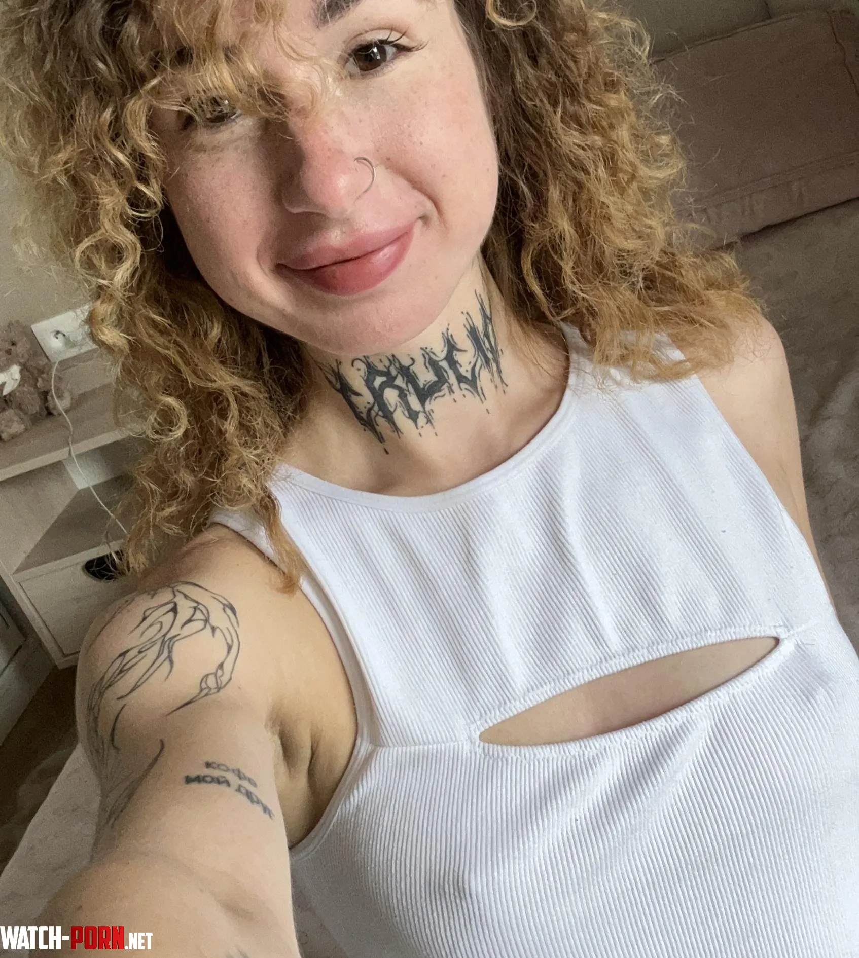 this top emphasizes my pierced nipples by dreamfairyy