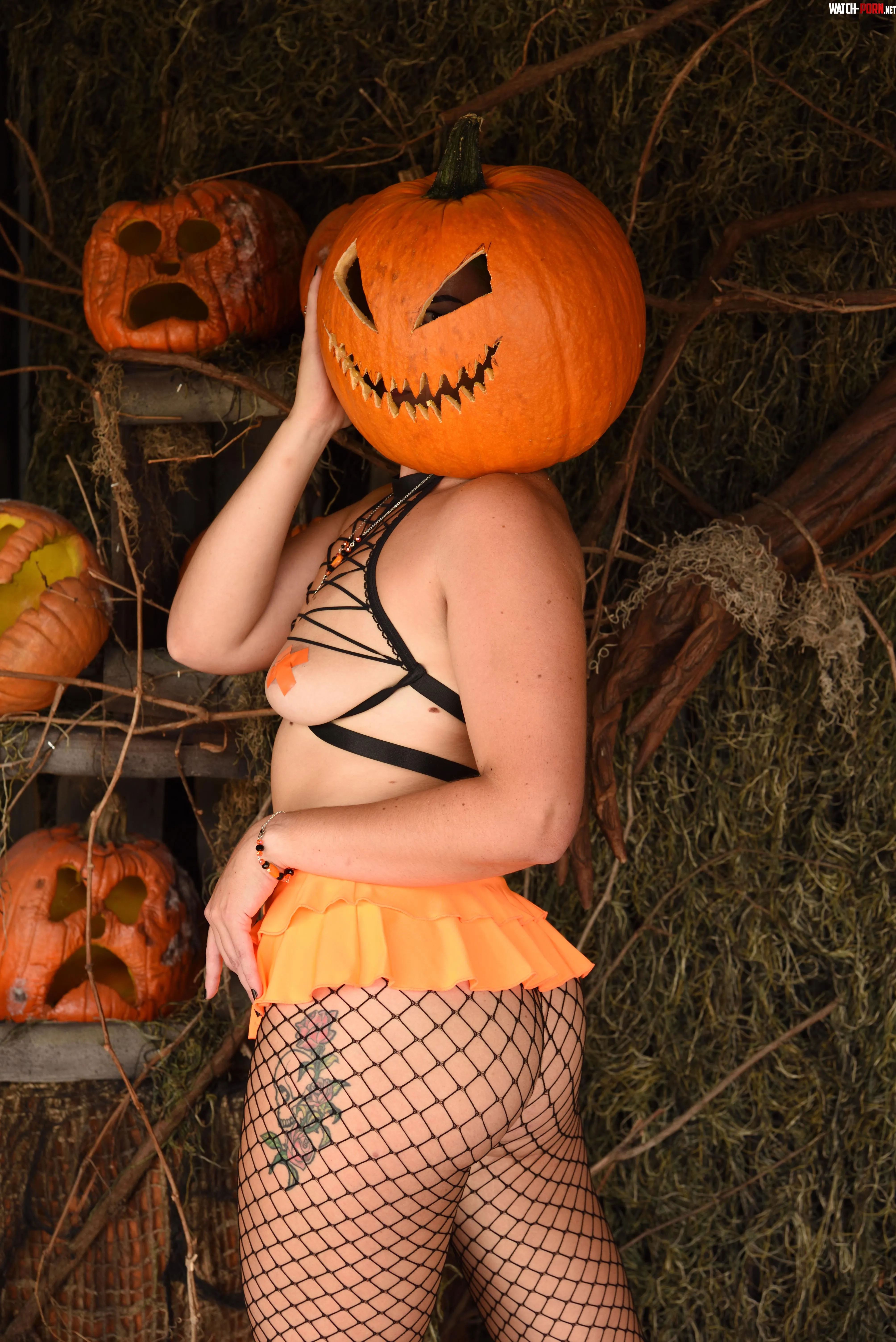 Im a curvy slut by angelagodless