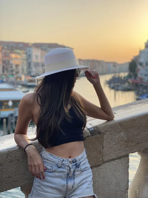 Thumbnail Simplicity and Class Combined by romiasca | classygirls