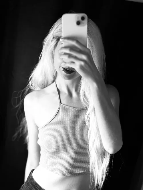 Thumbnail Morning Selfie Delight by LanaPeaches__ in Croptopgirls