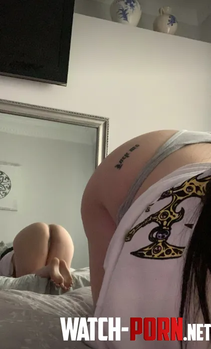 what you think about my back view by Littleg0thic