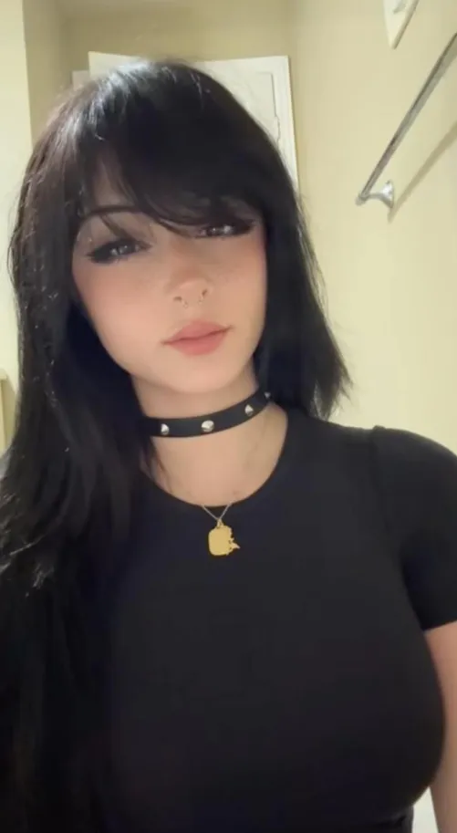 Thumbnail Embrace Your Dark Side with a Goth Girl's Sensual Touch | PunkGirls
