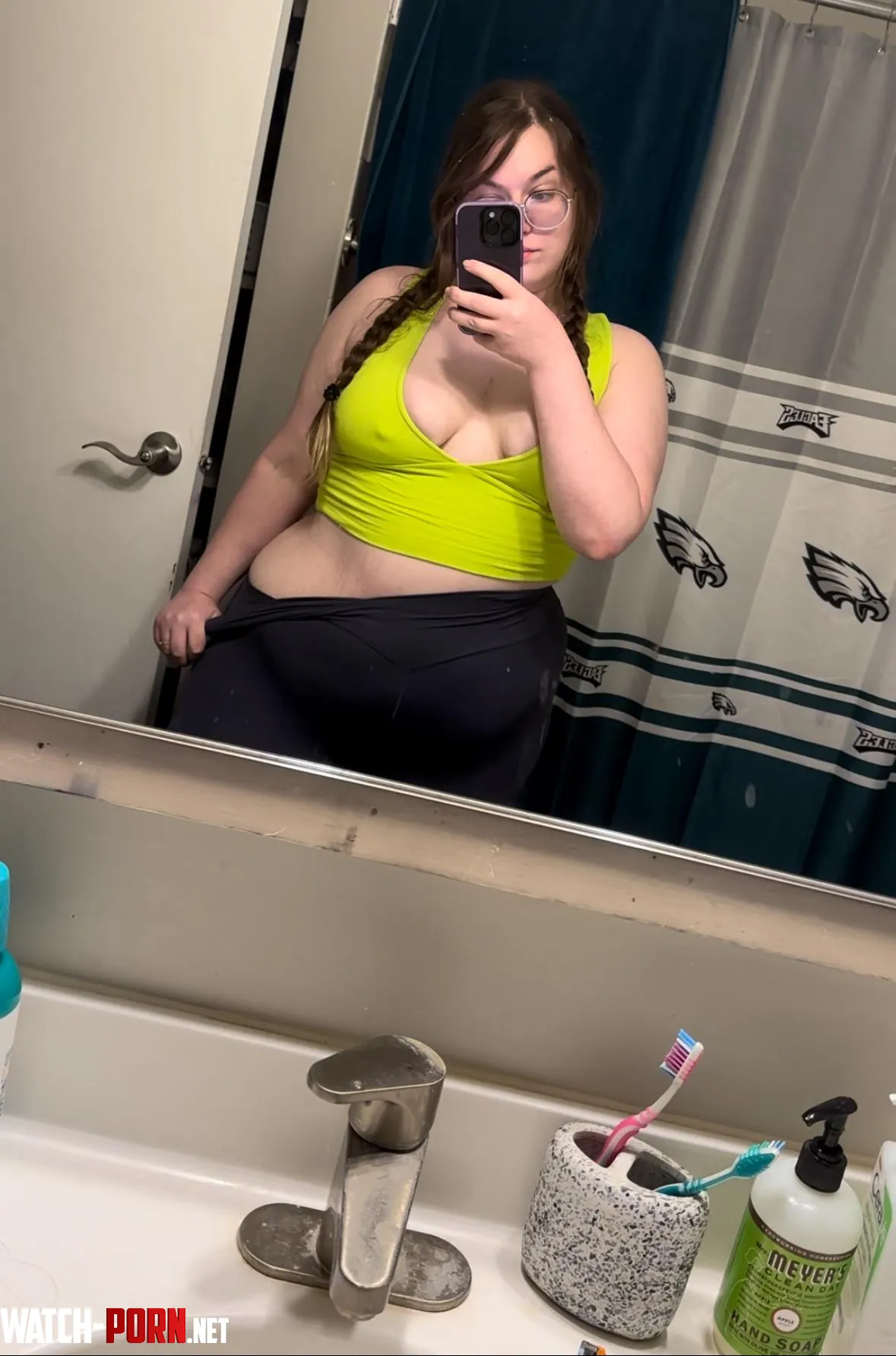 Can you stretch me out before the gym by hentaihunni69