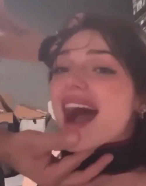 Thumbnail Uncover the Kink: Who Is This Kinky OF Model?