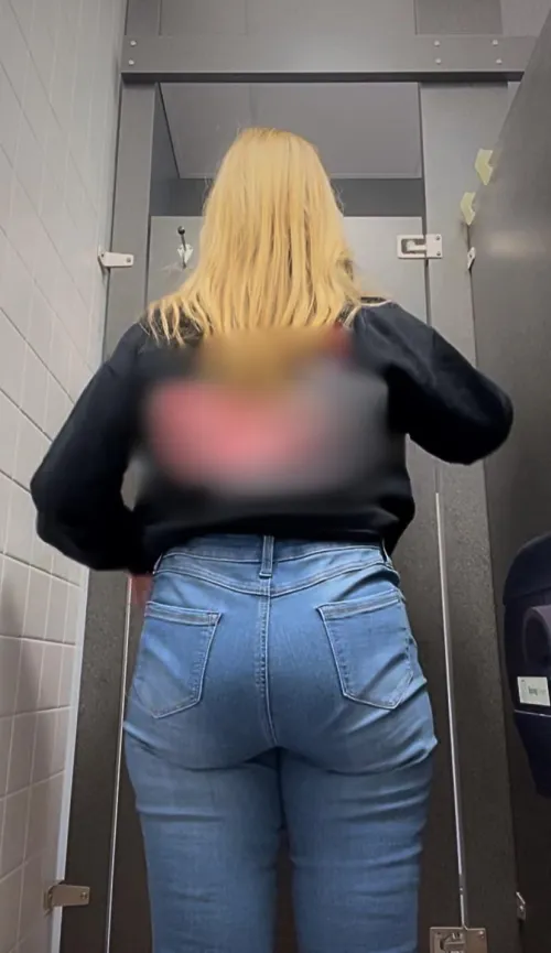 Thumbnail Hope You Like My Dump Truck by booty-blonde - thickwhitegirls