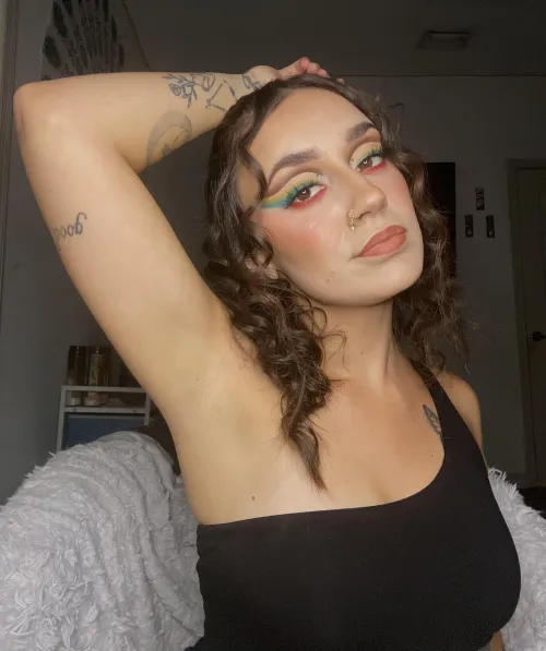 Thumbnail Freshly Shaved Temptation: A Dive into Armpit Desires