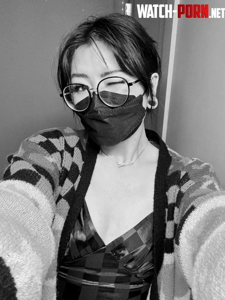 Korean girl next door taking selfies at work  by SungEunSays