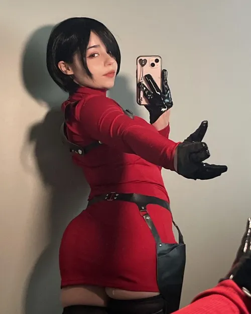 Thumbnail Ada Wong Cosplay: Unleashing Video Game Charm