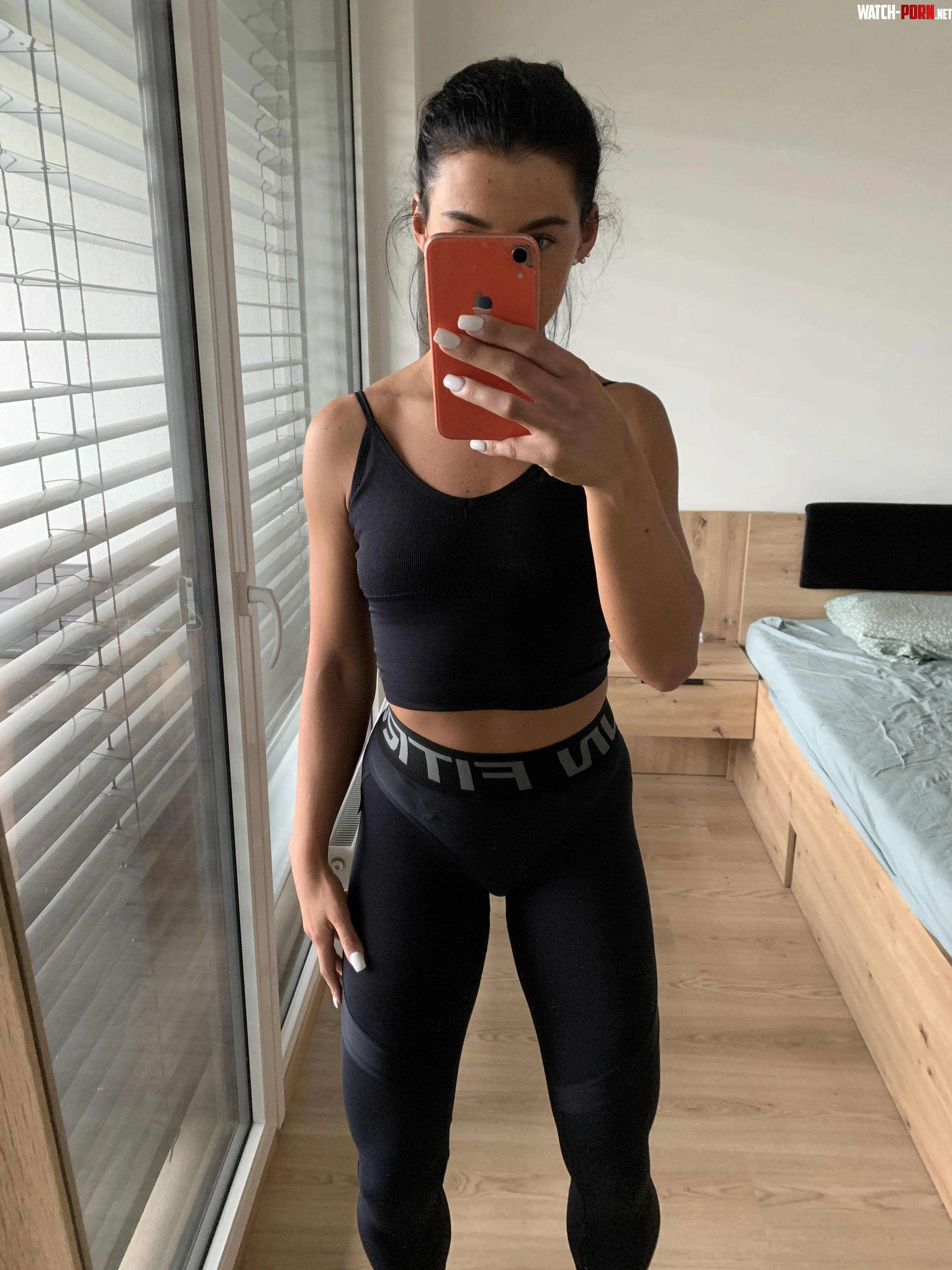 Before workout  by lovelybeautyx