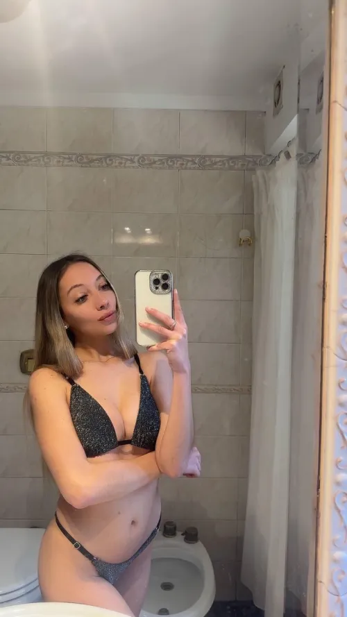 Thumbnail Body Confidence Journey: Honest Opinions on Small Boobs by anawxoxo