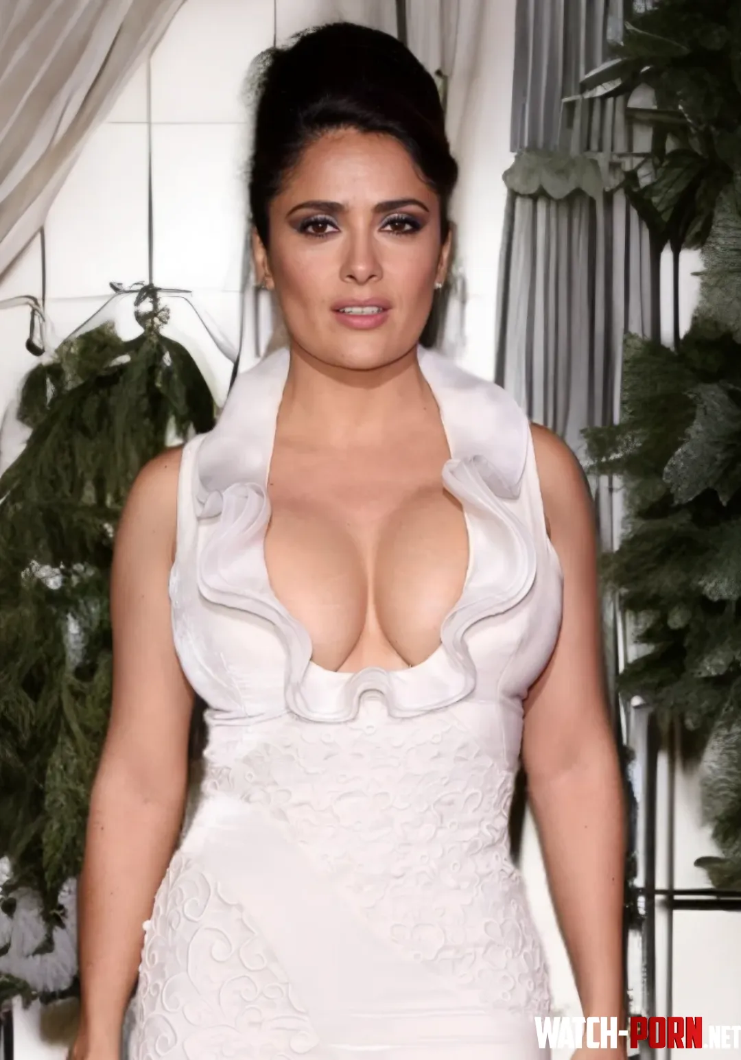 Salma Hayek  by EzzyyPeezy