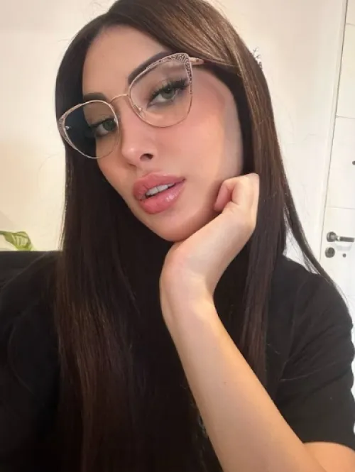 Thumbnail Next Star Selfie: Classy Fashion Moments by babyylinnx