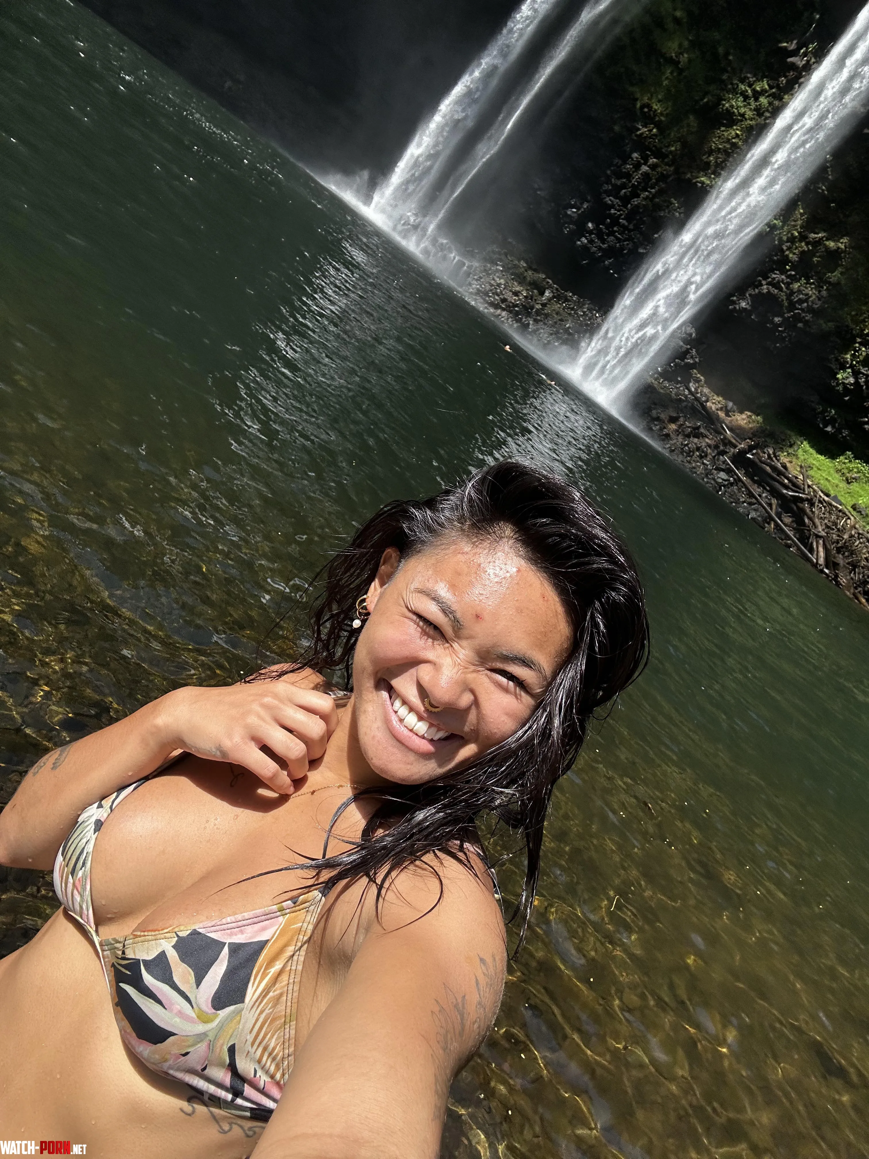 Take me back to Hawaii by Mello_Melanie21