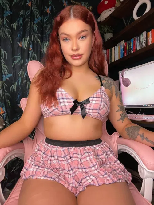Thumbnail Feeling Irresistible in twopiece: officialsavannahjade | SexyButNotPorn