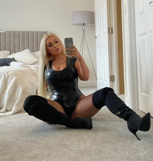 Thumbnail Elevate Your Outfit with Over the Knee Boots - AmirahLeiaUK