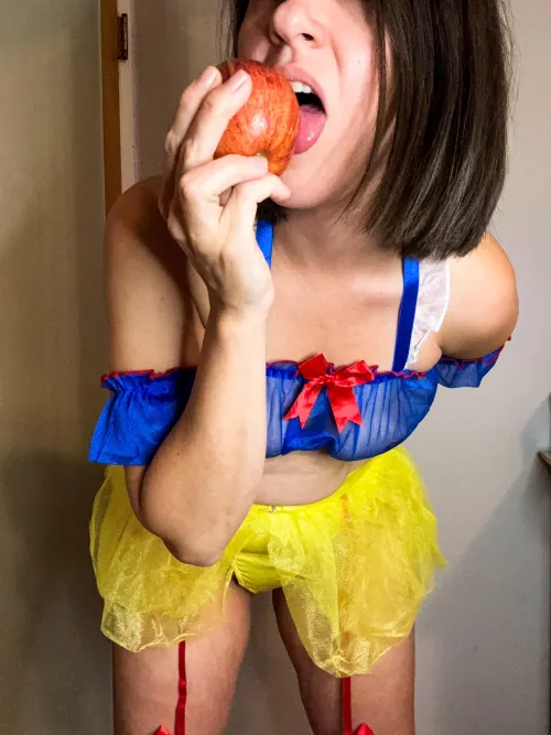 Thumbnail Enter Stonermilf90's World as 'Your Slutty Princess' | Slutsofonlyfans