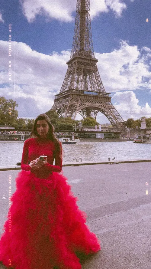 Thumbnail Amphiquillio Explores Maria Ryabushkina's Paris - MariaRyabushkina